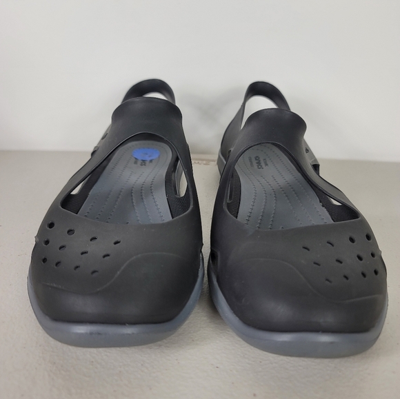 Crocs Woman's slip on Flats Loafers Shoes Sz 10 Grey black - Picture 6 of 7